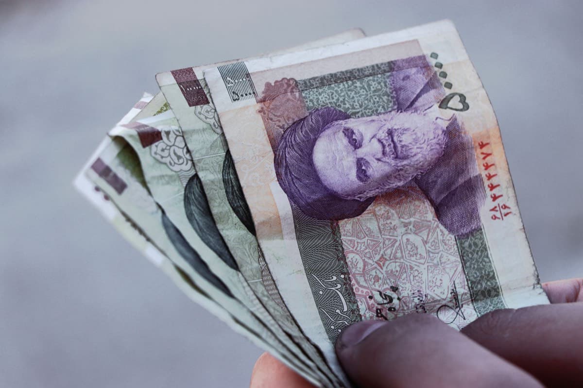 Central Bank Holds Key Rate as Inflation Cools to Two-Year Low
